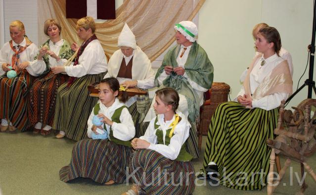 Izrāde "Ej,Laimiņa, Tu pa priekšu"